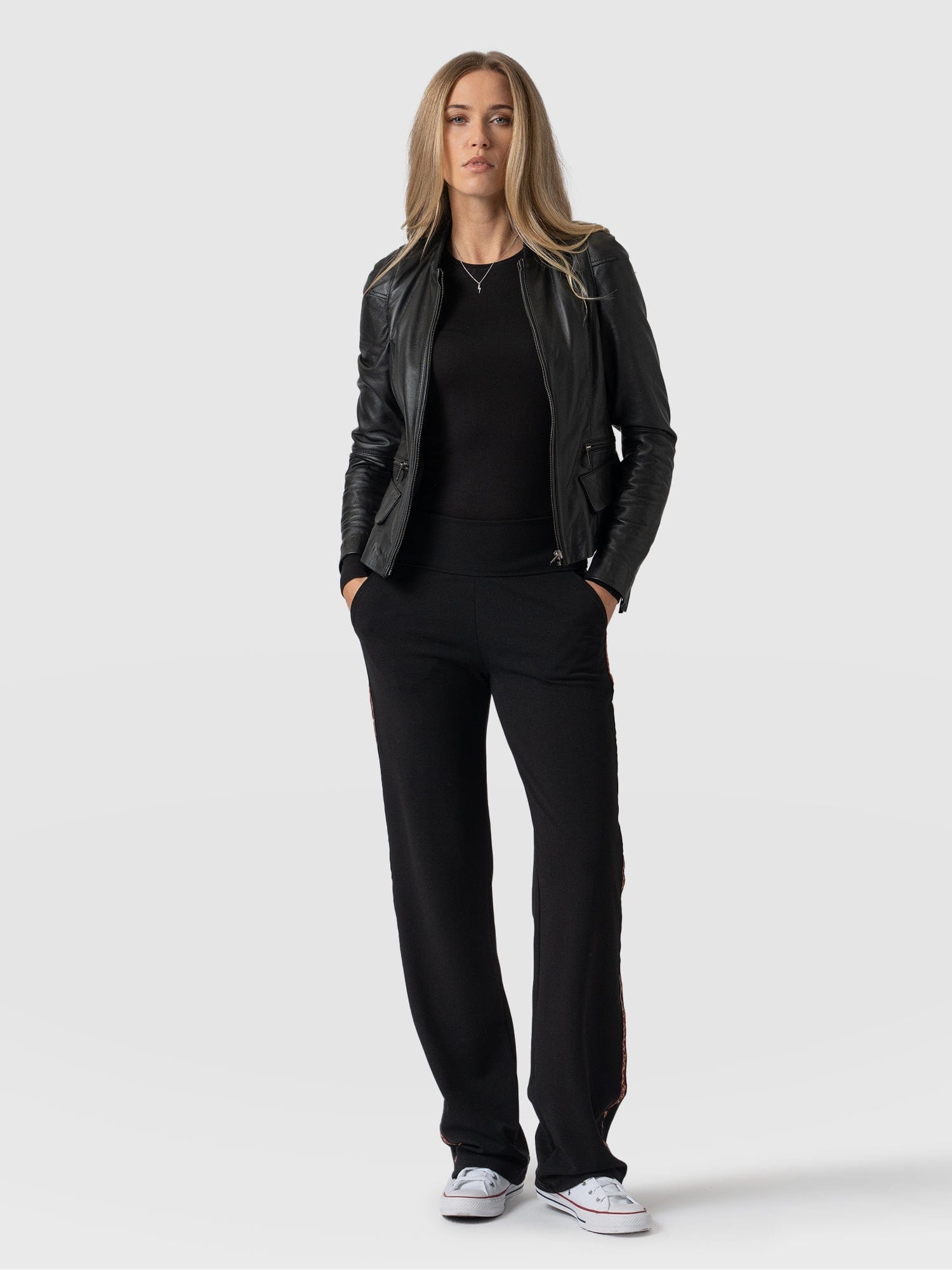 Runway Pant Black Leopard - Women's Trousers | Saint + Sofia® EU